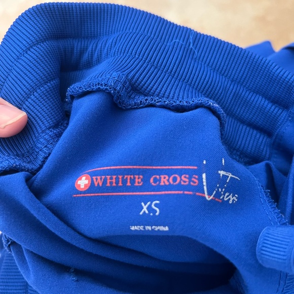 White Cross Scrub Set Royal Blue - Picture 4 of 4